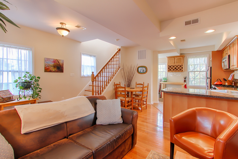16 Mendham Ave Property Photo 3