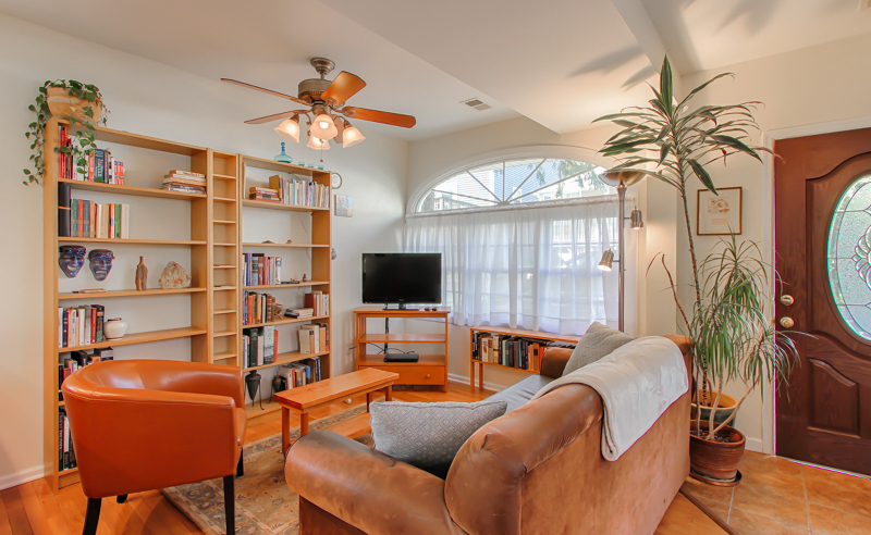 16 Mendham Ave Property Photo 4