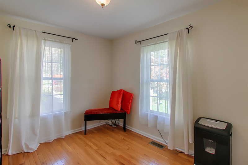 16 Mendham Ave Property Photo 13