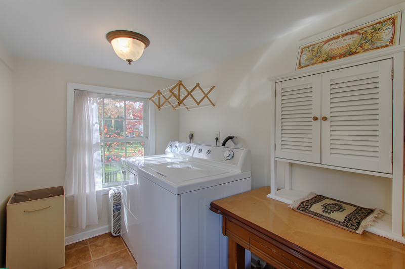 16 Mendham Ave Property Photo 14