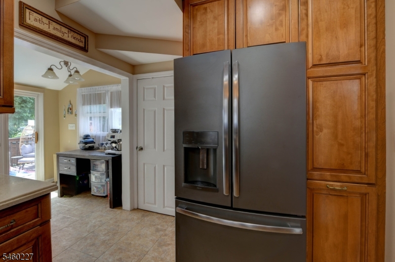 311 Highland Ave Property Photo 10