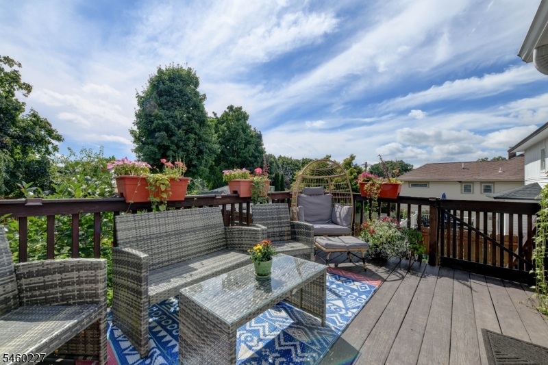 311 Highland Ave Property Photo 17