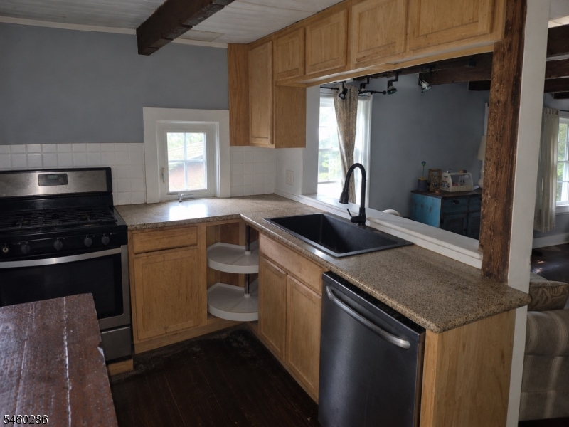 117 Lilac Drive Property Photo 4