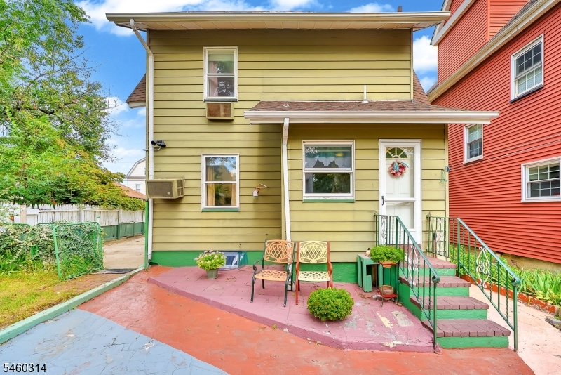 9 Halcyon Pl Property Photo 5