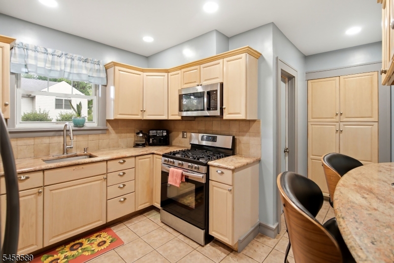 351 Griggs Ave Property Photo 35