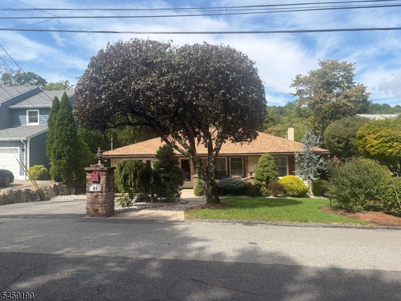 60 Comanche Ave Property Photo 1