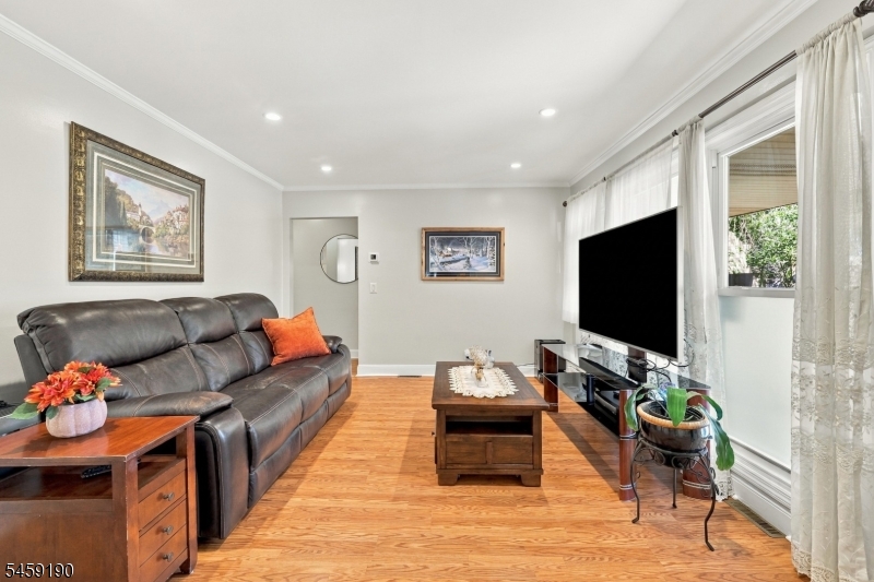 60 Comanche Ave Property Photo 11