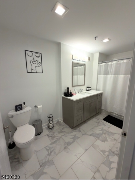 1 Carriage City Plz 1013 Property Photo 11