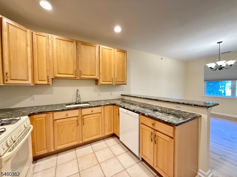 48 Mountainview Ct 48 Property Photo 3