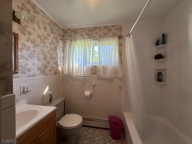 101 Hurley Dr Property Photo 6