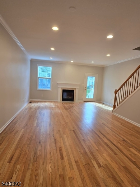 567 Coventry Dr Property Photo 2
