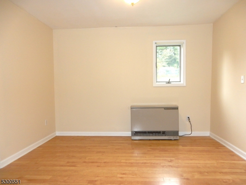 215 Main St. Property Photo 6