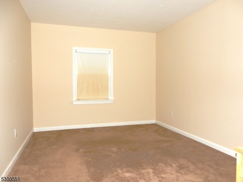 215 Main St. Property Photo 7