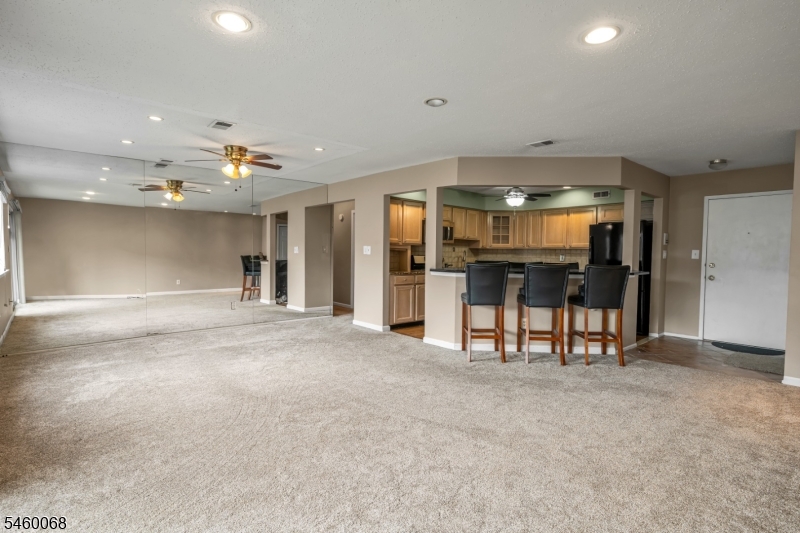 60 Drake Ln Property Photo 12