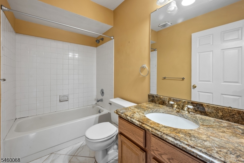 60 Drake Ln Property Photo 17