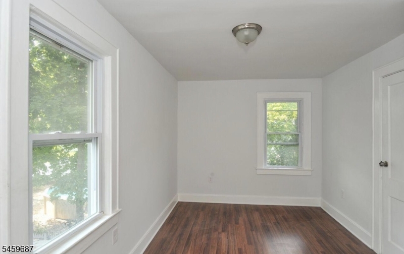 280 Seneca Pl 2 Property Photo 13