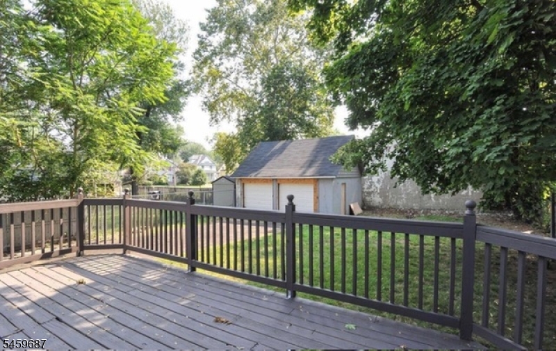 280 Seneca Pl 2 Property Photo 22