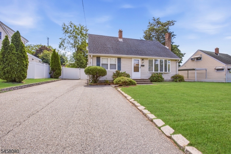 63 Tunison Rd Property Photo 3