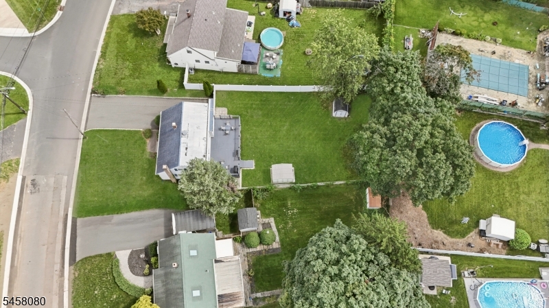 63 Tunison Rd Property Photo 34