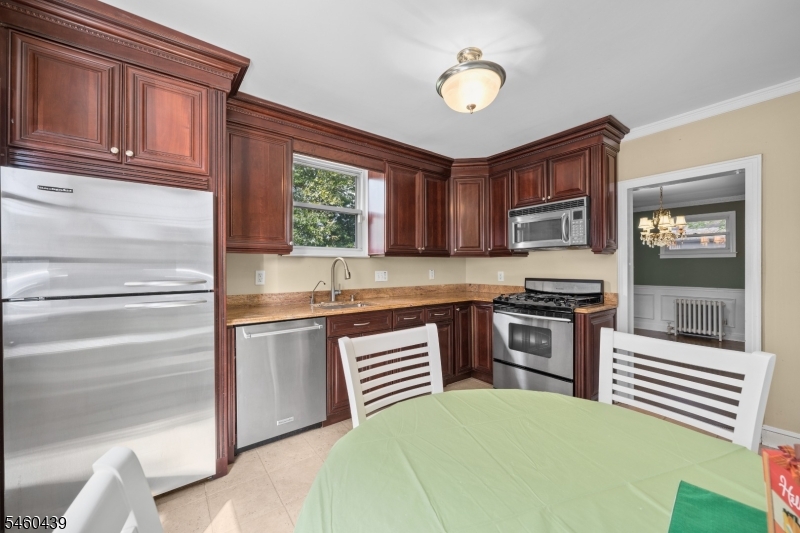 10 Sussex Rd Property Photo 10