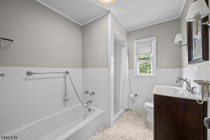 10 Sussex Rd Property Photo 11