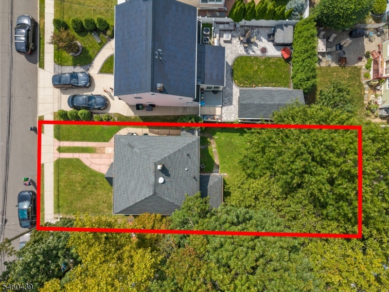 10 Sussex Rd Property Photo 20