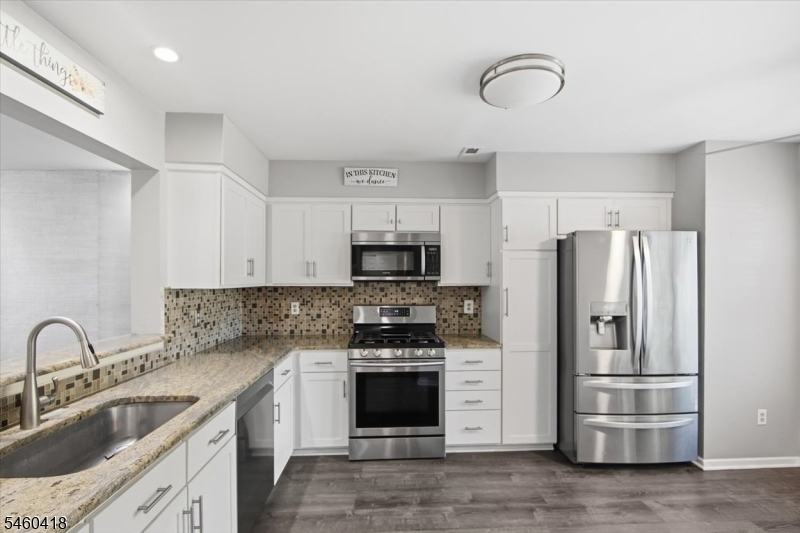 5 Heatherwood Ct Property Photo 4