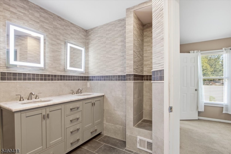 5 Heatherwood Ct Property Photo 9