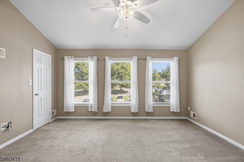 5 Heatherwood Ct Property Photo 22