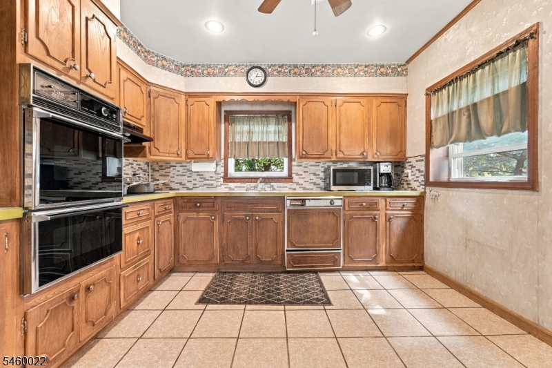 15 Candy Ct Property Photo 7