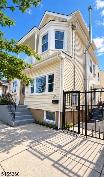 118 Heckel St Property Photo 1