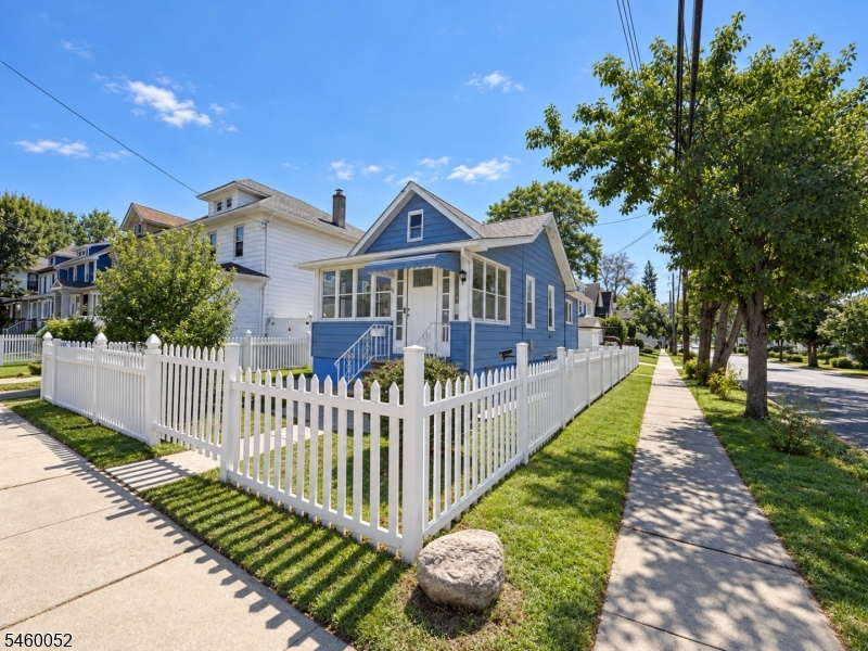 136 W Colfax Ave Property Photo 15