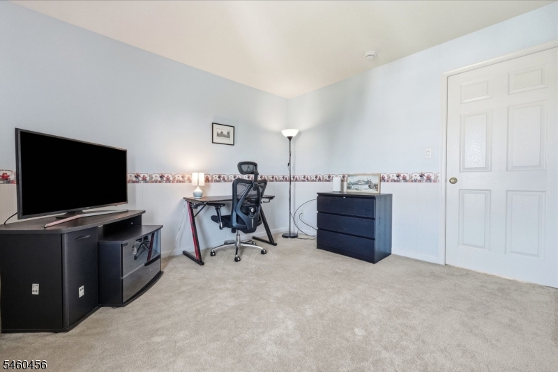 925 Tyler Circle Property Photo 36