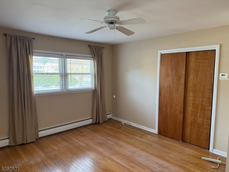 54 S Central Ave Property Photo 6