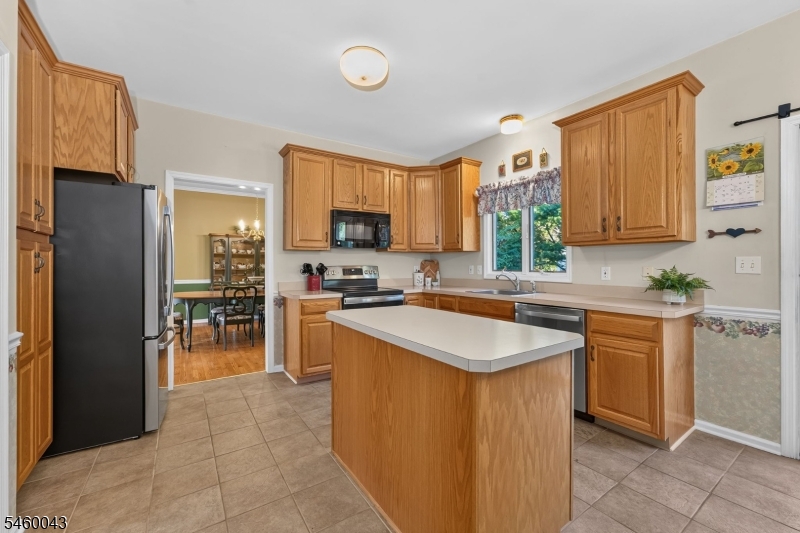 3 Cobblewood Ct Property Photo 14