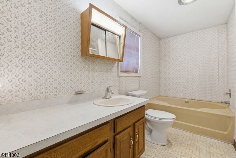 191 Millbrook Rd Property Photo 8