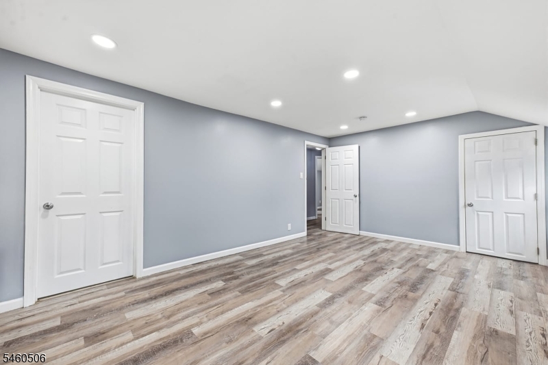 1079 Rose St Property Photo 13
