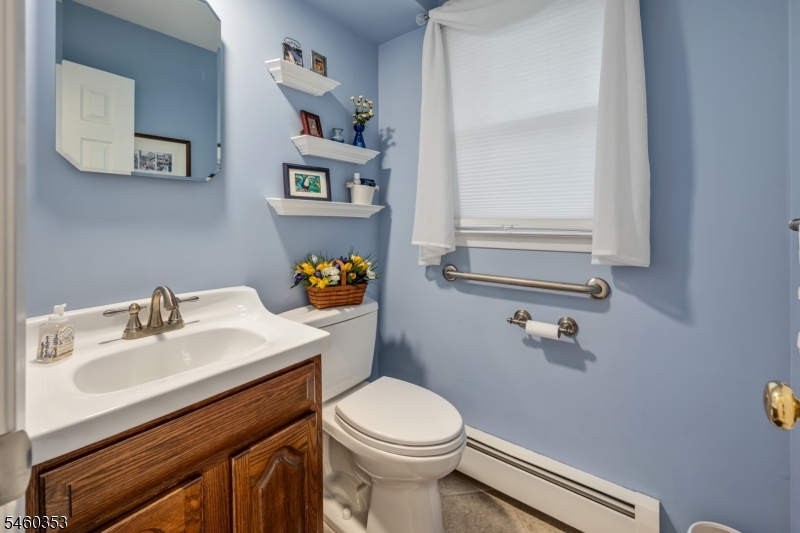 3 Bridle Ln Property Photo 15