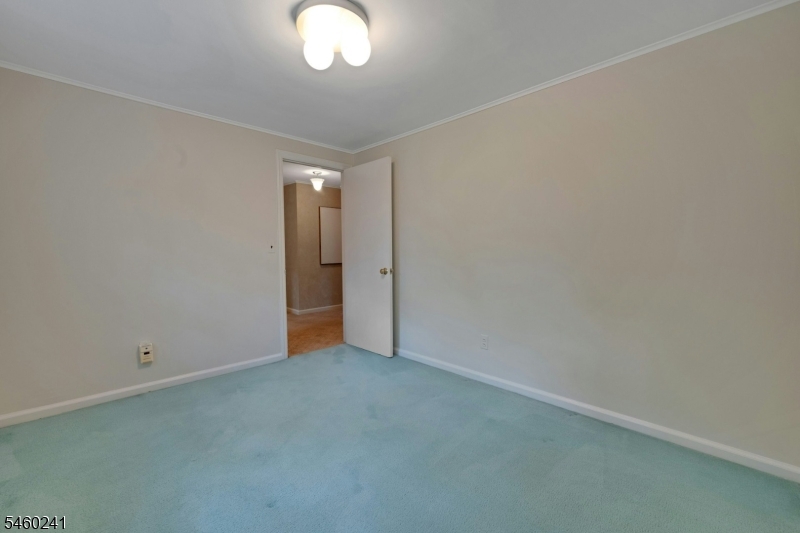 7 Sharon Rd Property Photo 26