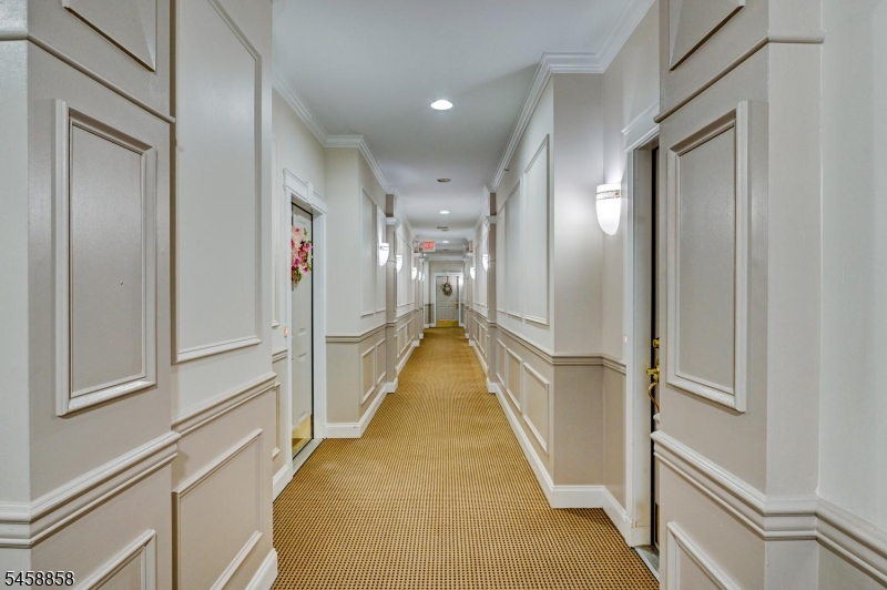 1409 Four Seasons Dr 1409 Property Photo 5