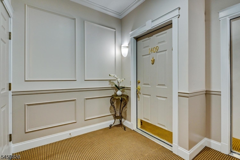 1409 Four Seasons Dr 1409 Property Photo 6