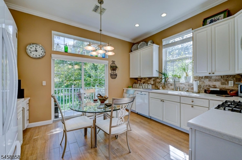 1409 Four Seasons Dr 1409 Property Photo 18
