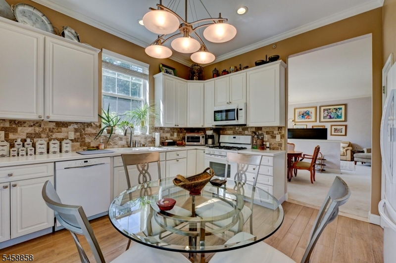 1409 Four Seasons Dr 1409 Property Photo 20