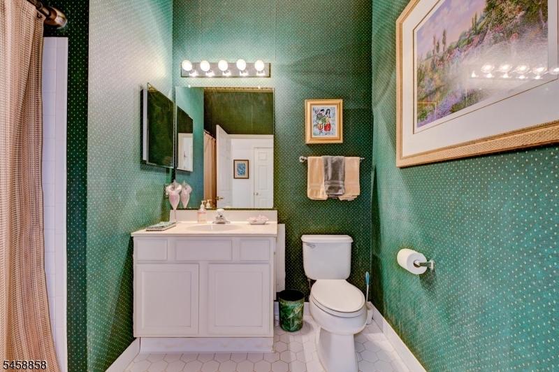 1409 Four Seasons Dr 1409 Property Photo 23
