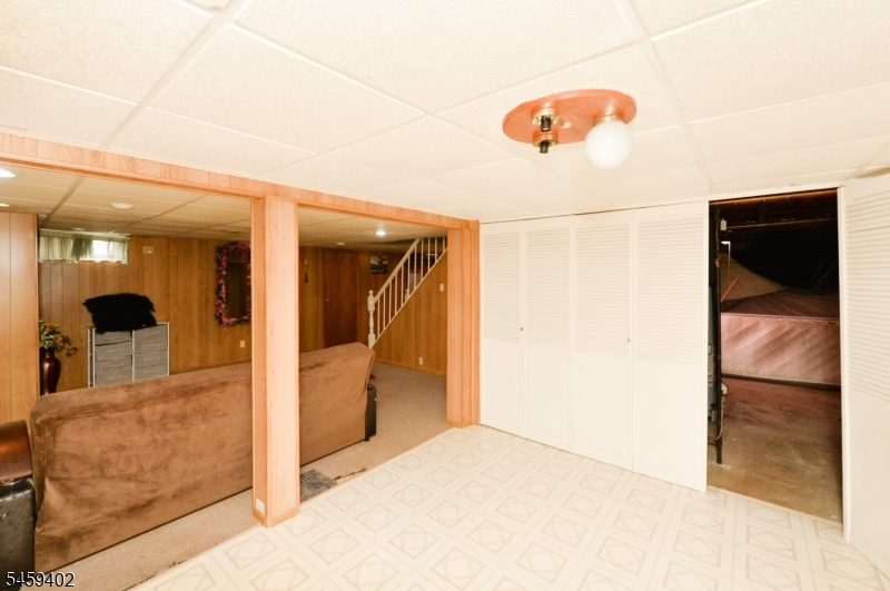 62 Knapp Ave Property Photo 15