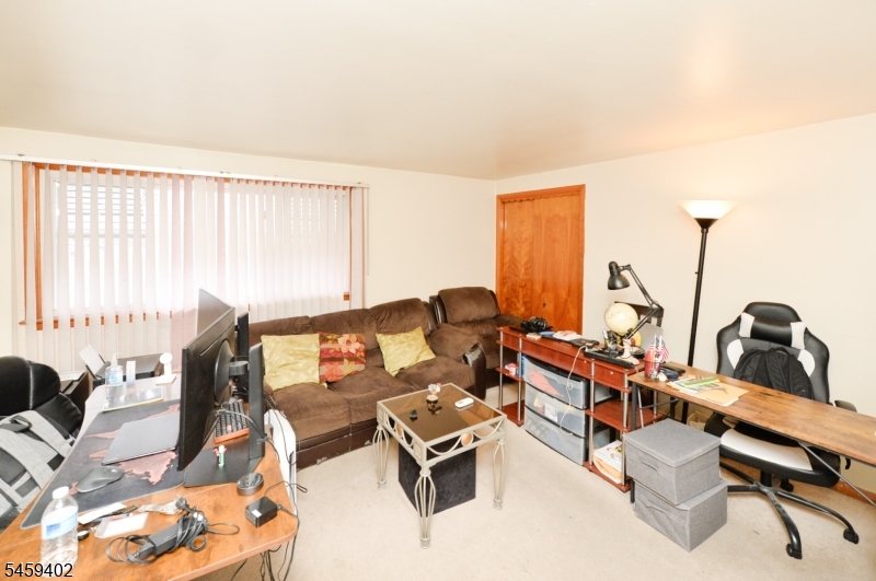62 Knapp Ave Property Photo 18