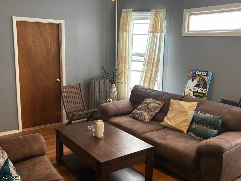 93 Steuben St Property Photo 3