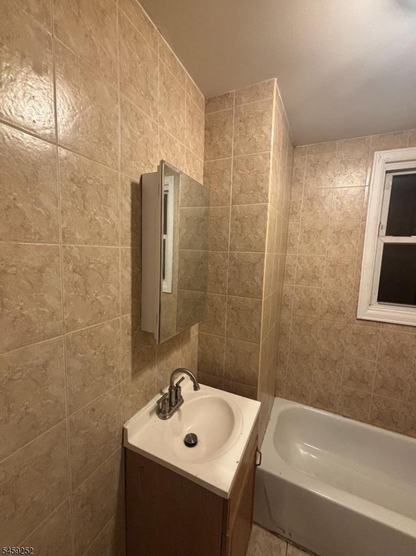 50 N 6th St 3 Property Photo 15