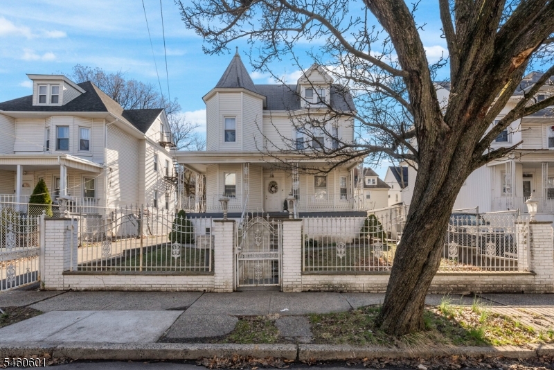 38 Nairn Pl Property Photo 1