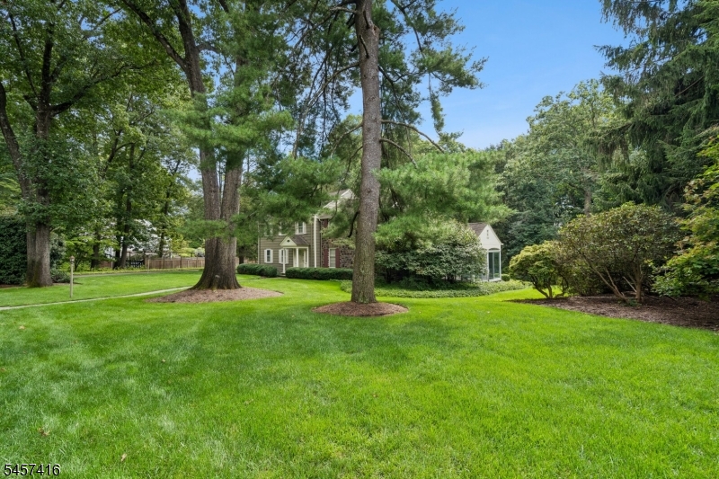 300 Oak Ridge Ave Property Photo 47